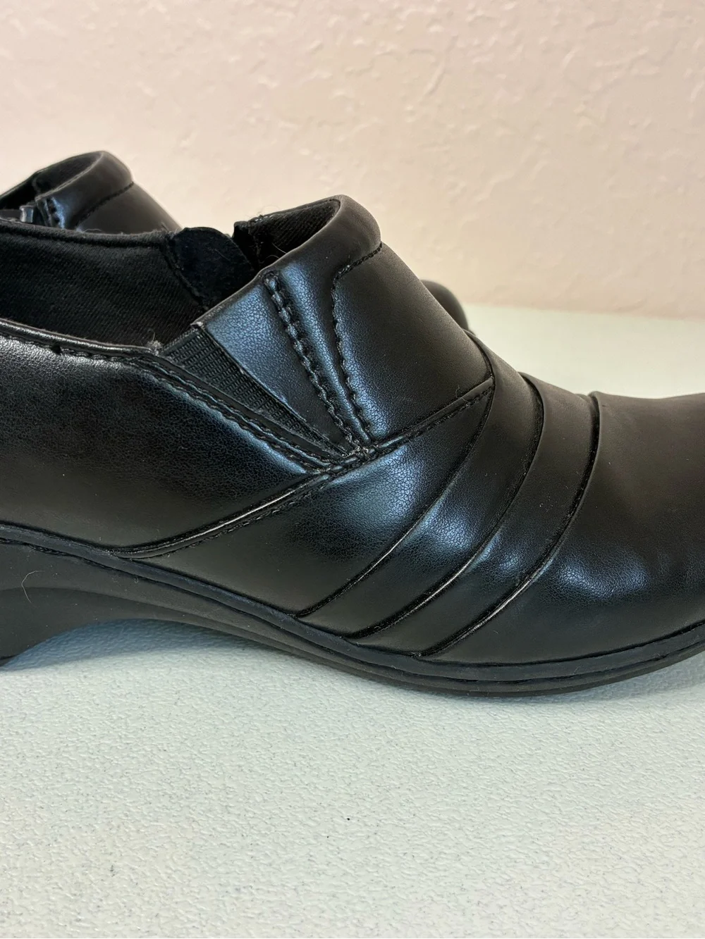 Clarks Channing Essa Black Leather Loafer Side  Zip Womens 9 Comfort Office